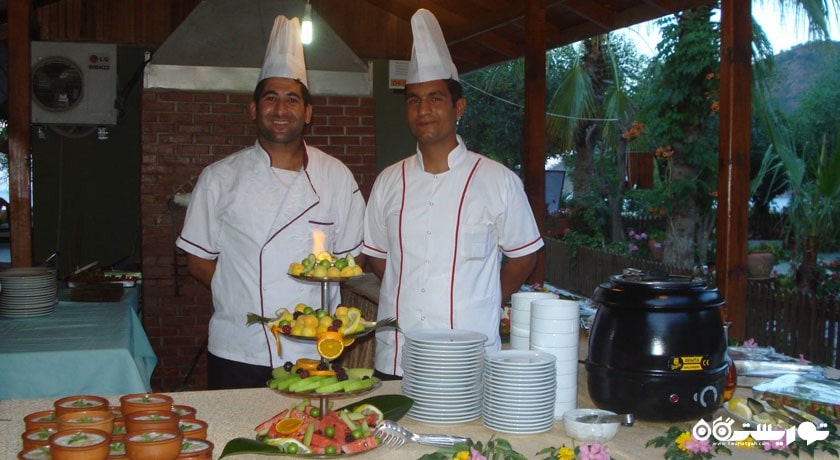 پرسنل رستوران اصلی هتل